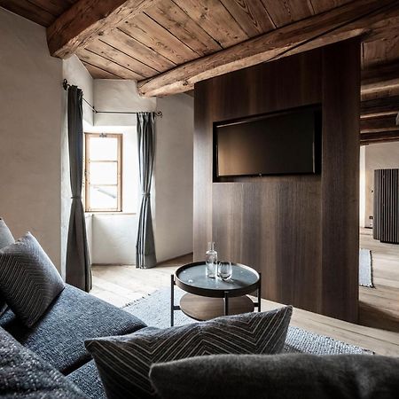 Hotel Ansitz Steinbock Вилландро Экстерьер фото