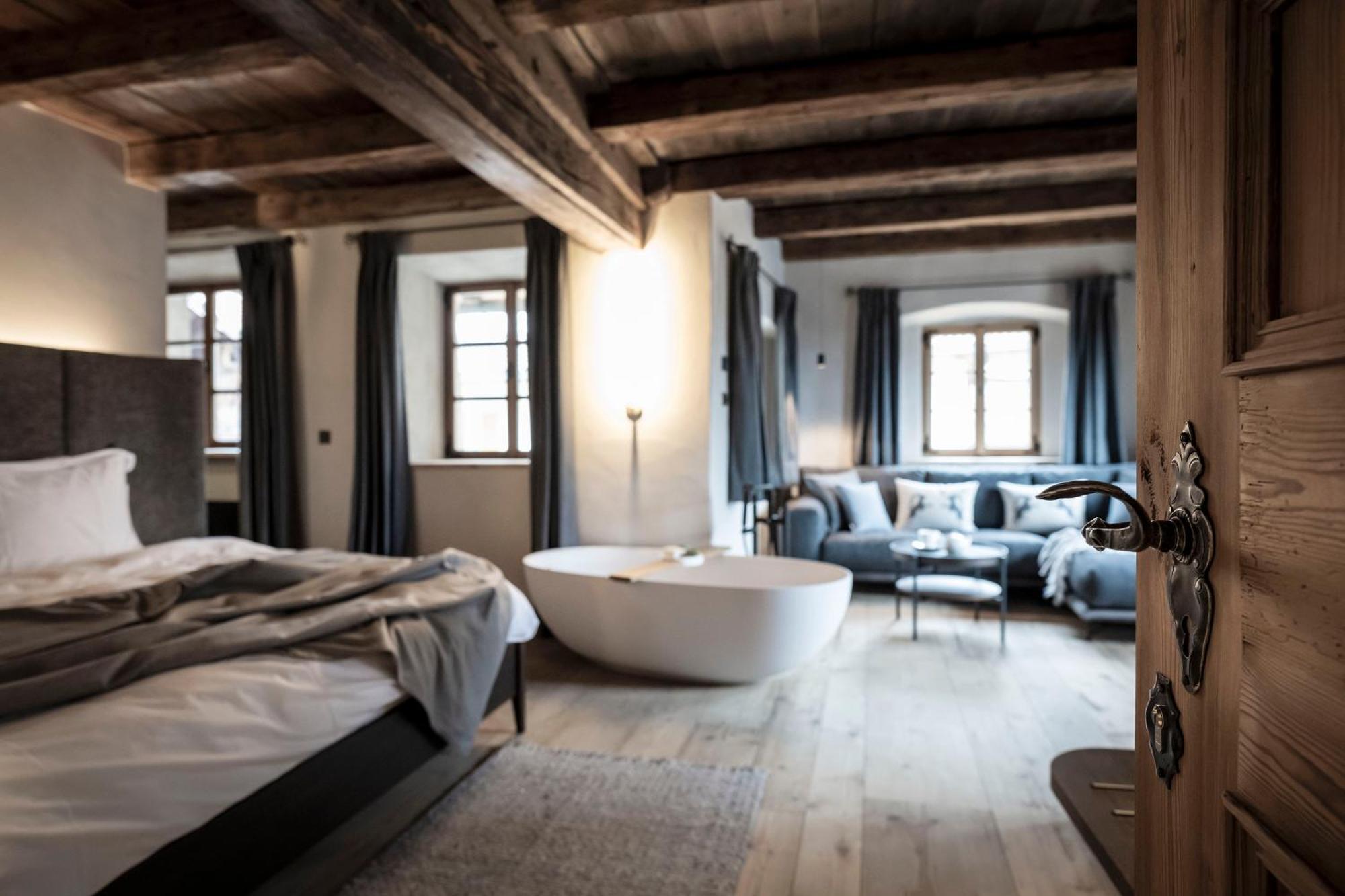 Hotel Ansitz Steinbock Вилландро Экстерьер фото
