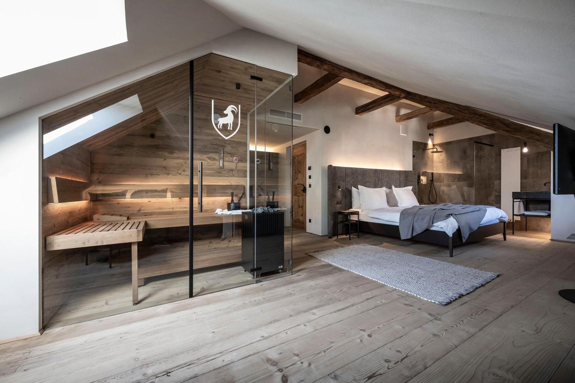 Hotel Ansitz Steinbock Вилландро Экстерьер фото