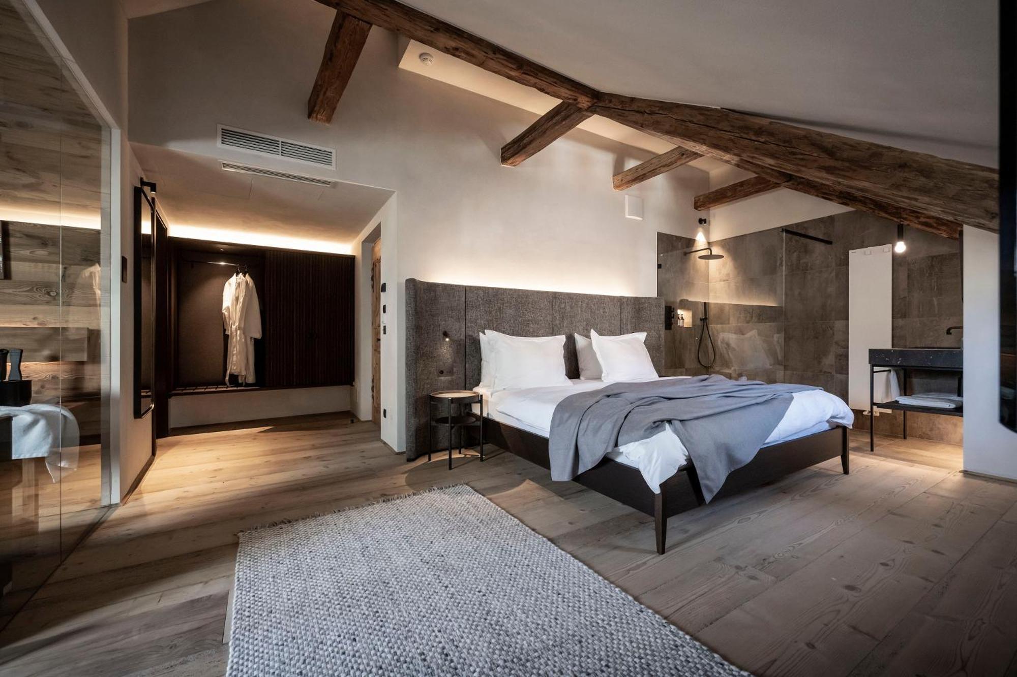 Hotel Ansitz Steinbock Вилландро Экстерьер фото